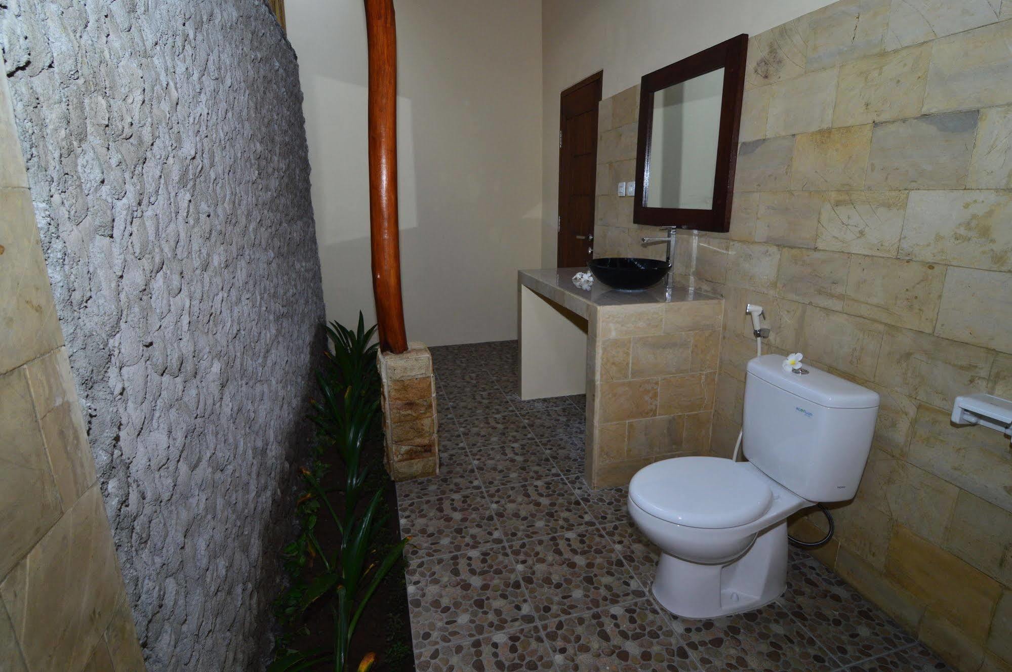 Shu Villa Lombok Kuta  Екстериор снимка