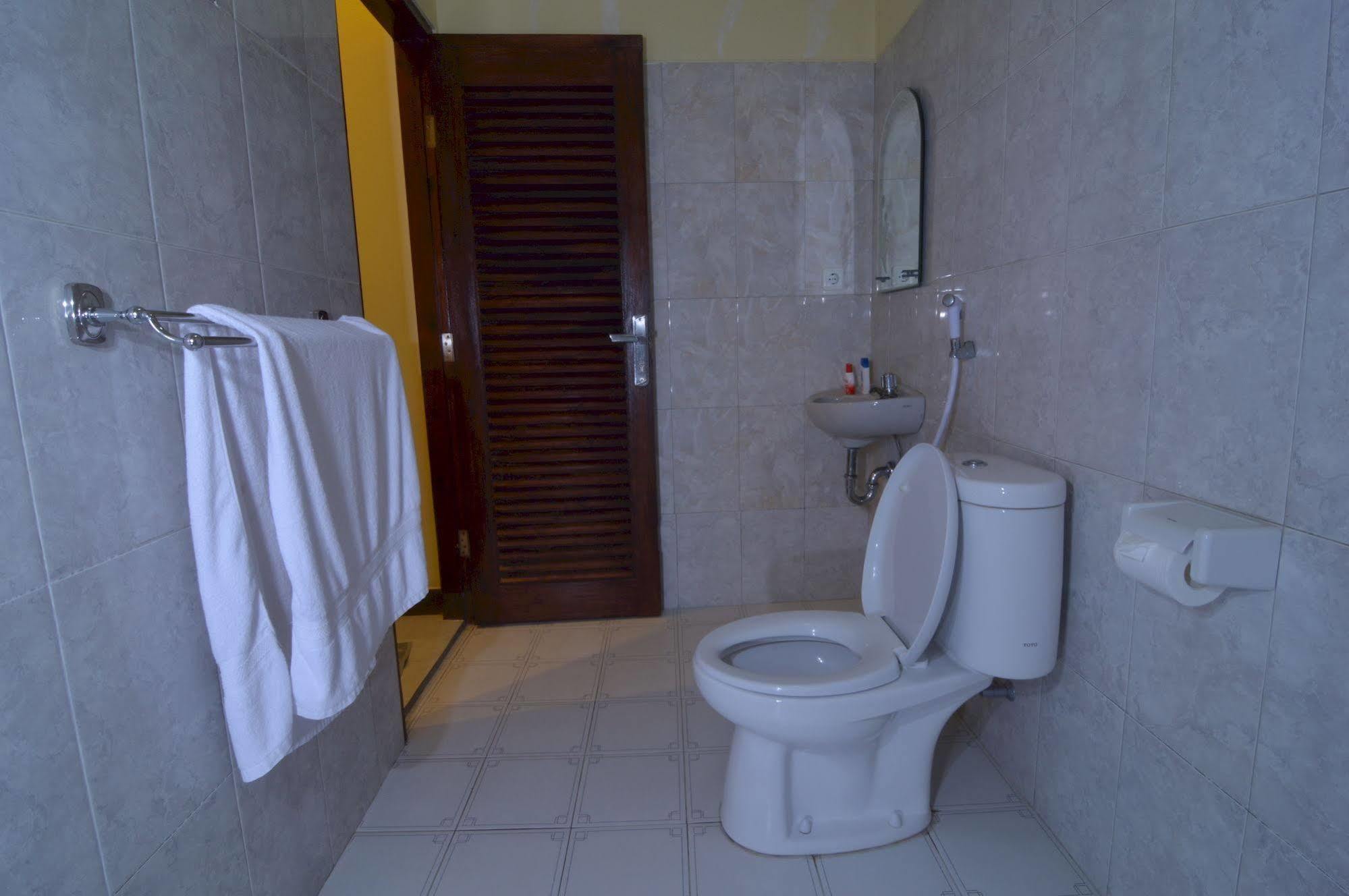Shu Villa Lombok Kuta  Екстериор снимка